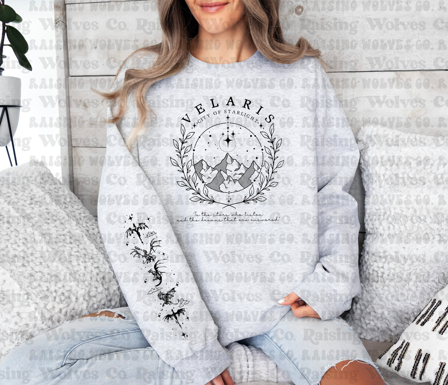 4W Bookish Crewneck