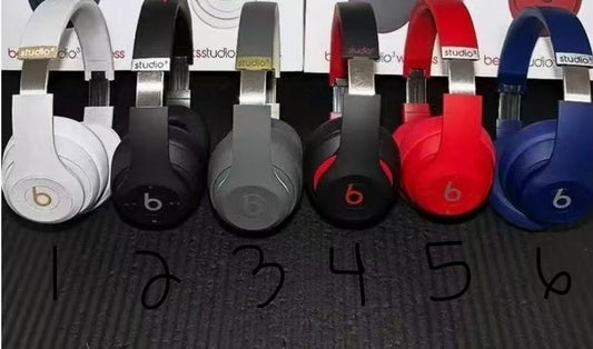 Over Ear Headphones B e a t s