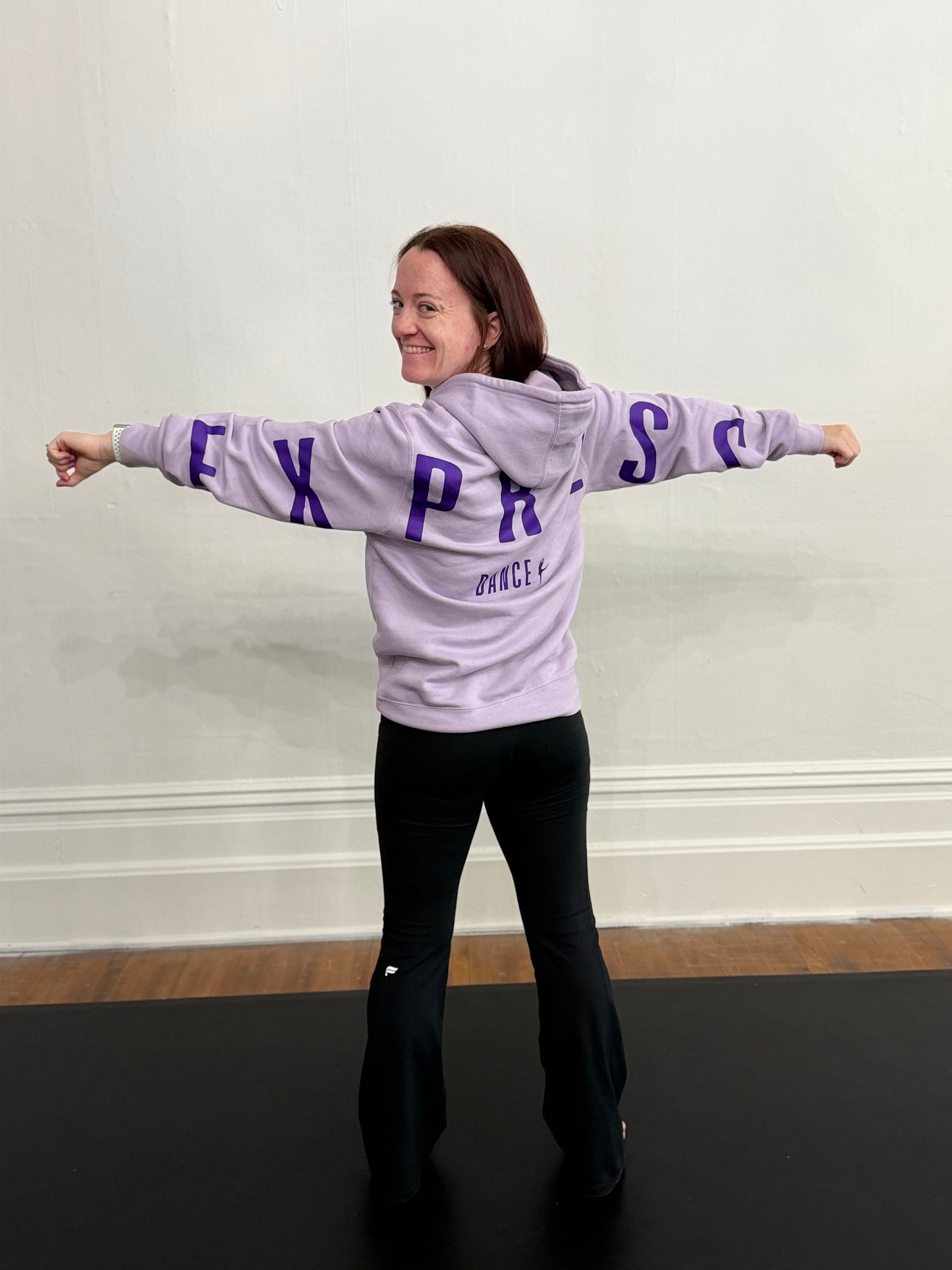 **FULL LENGTH**Oversized Express Big Back Design Hoodie