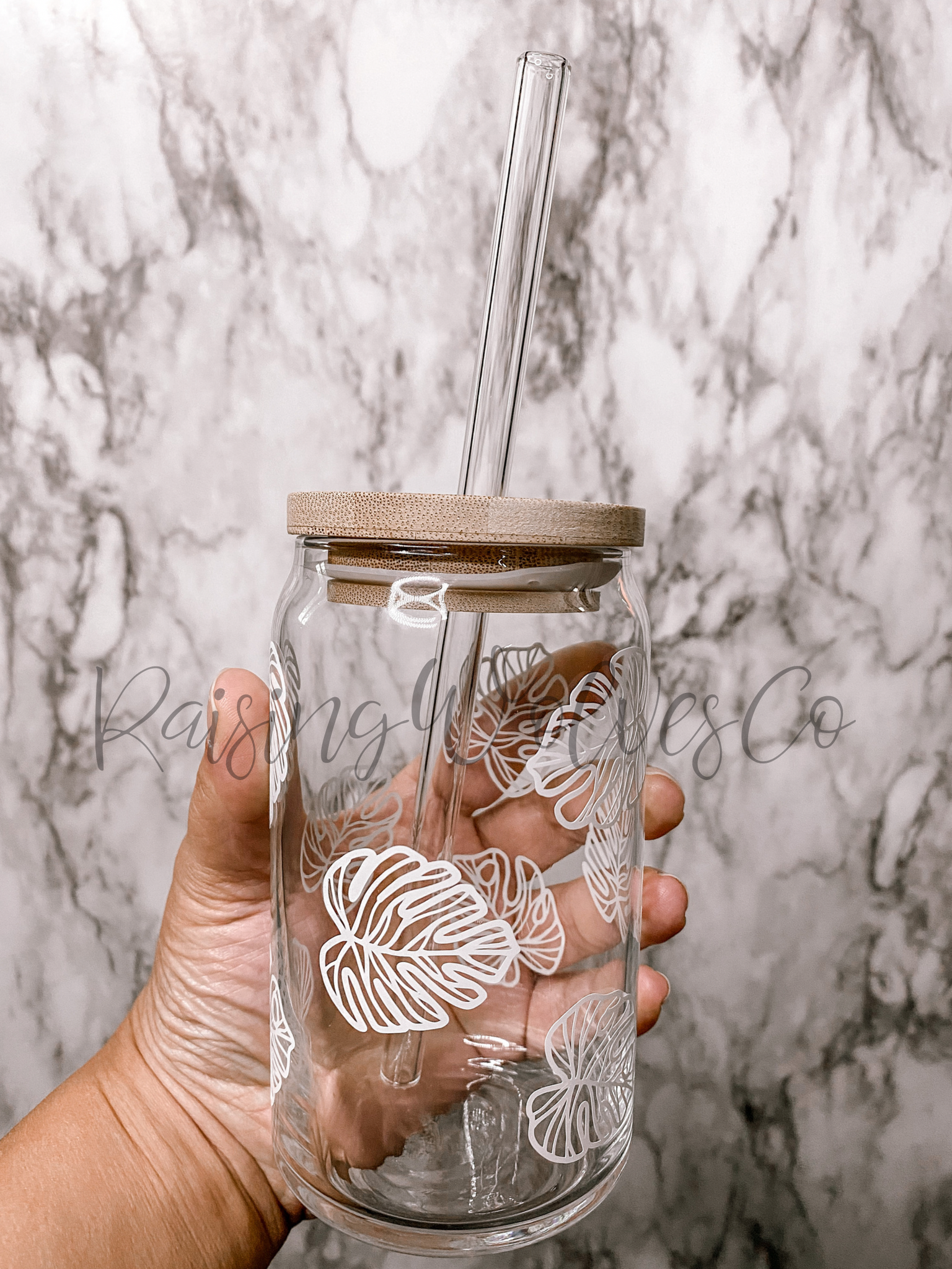 Monstera leaf wrap around Libby 'beer' Glass Cup 16oz or 20ozbamboo lids  with straw hole // libby beer can glass cup